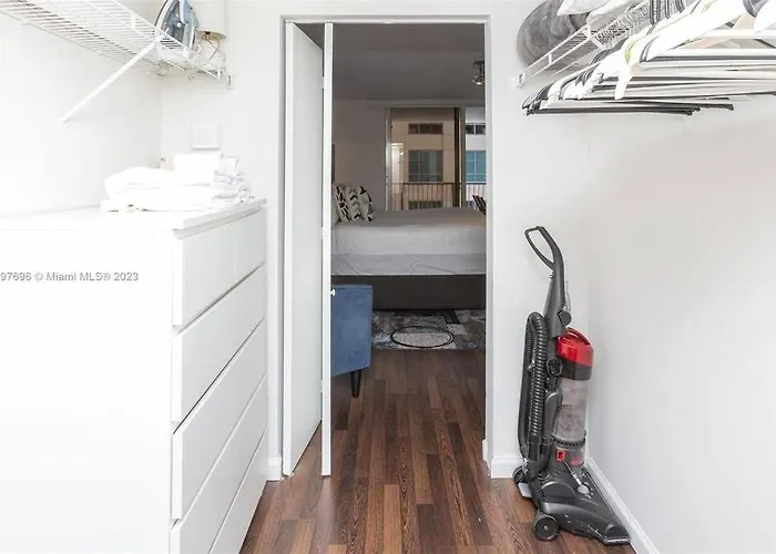 Entire Condo In Brickell Steps From Brickell City Centre