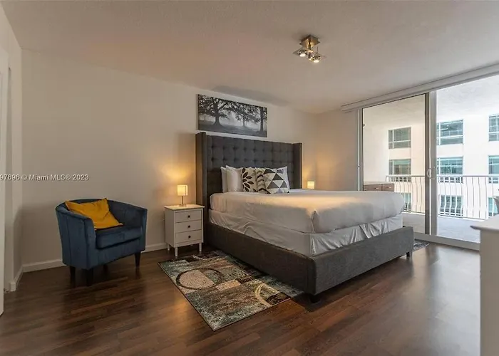 Entire Condo In Brickell Steps From Brickell City Centre